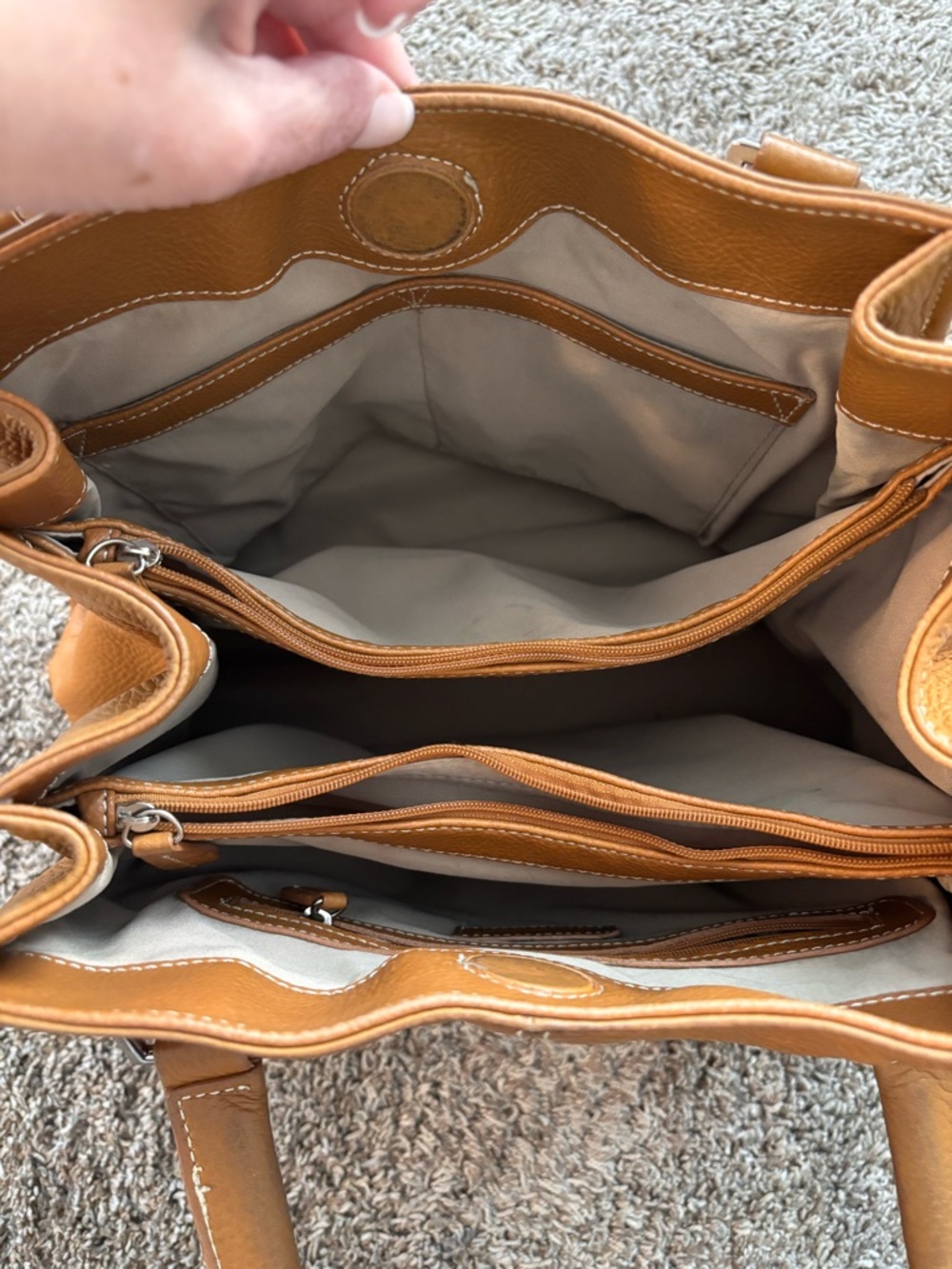 Vintage Tignanello Leather Tote Bag | Cognac Brown | Structured Shoulder Bag - Picture 11 of 11